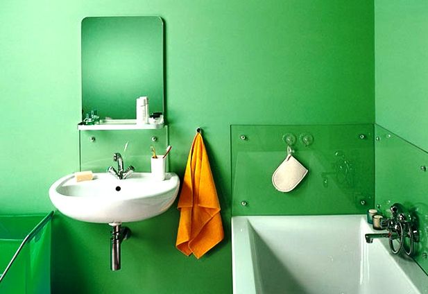 Как выбрать краску для ванной комнаты